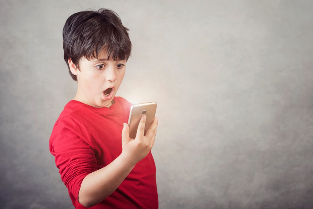 Управлять смартфоном Android можно будет при помощи мимики лица