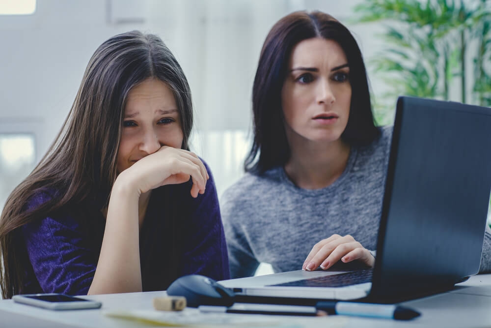 Кибербуллинг – спасение есть? Что делать жертвам интернет-травли