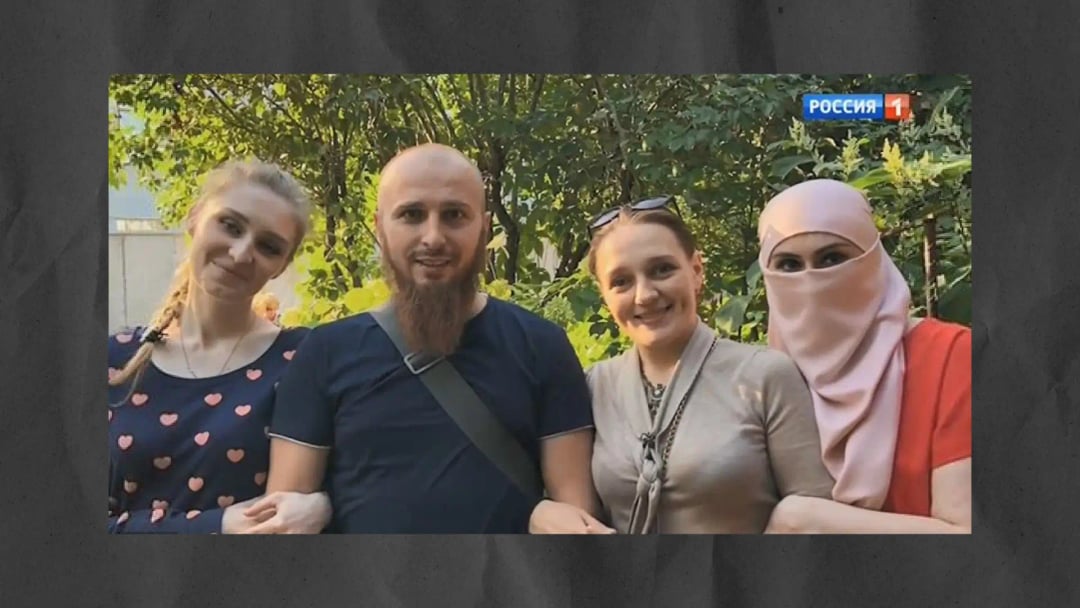 Иван Сухов и жёны, фото из личного архива. Коллаж Александра Сербиненко