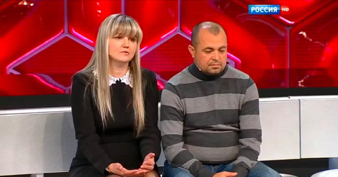 Родители Карины Залесовой, скриншот из видео ток-шоу «Пусть говорят»